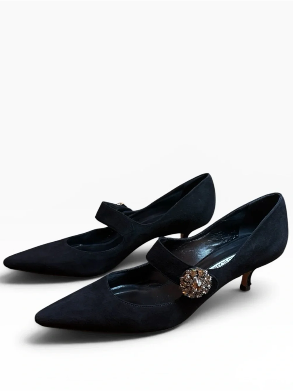 MANOLO BLAHNIK Verna Suede Crystal Buckle Mary Jane Kitten Heel Pumps EU 39 US 9